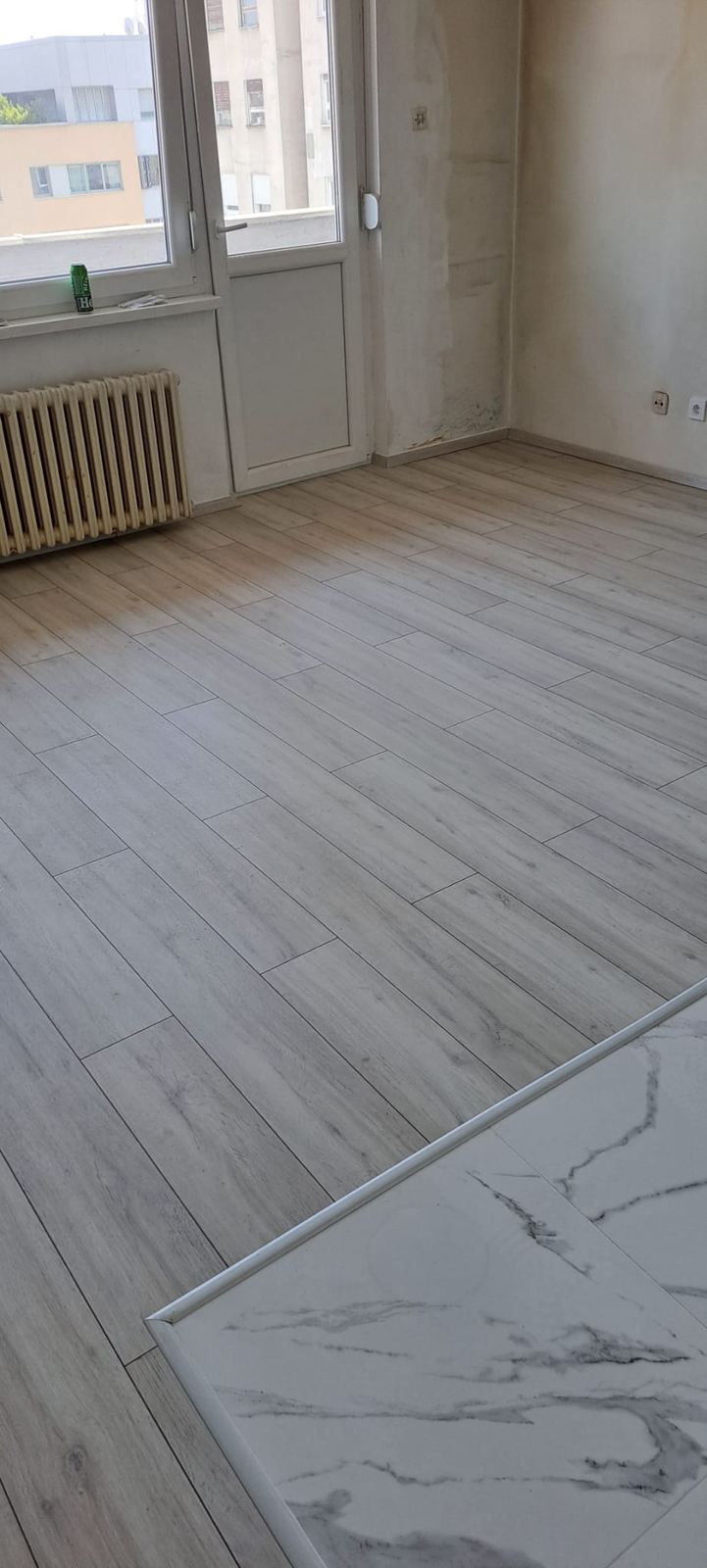 Brodski pod od hrasta
