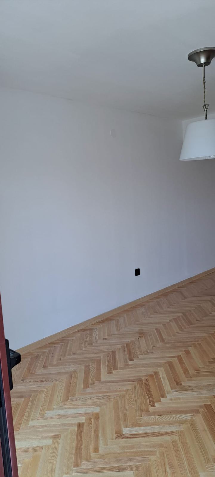 Polaganje parketa u dnevnom boravku